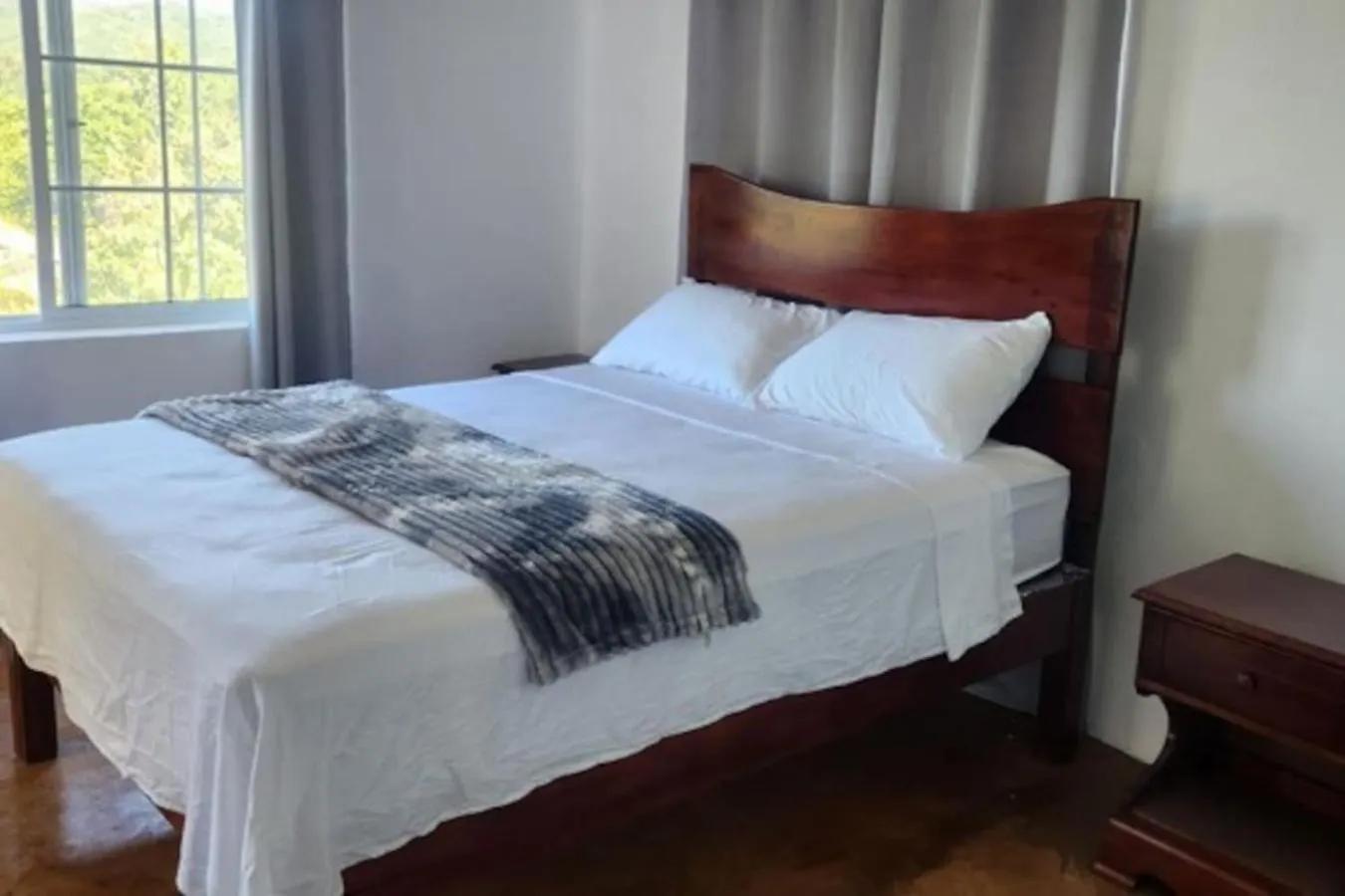560) Large 4 Bedroom With Views 安东尼奥港 牙买加